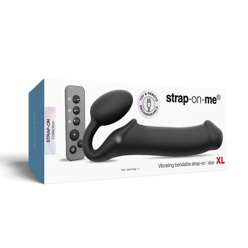Strap-On-Me - Buigbare Strap-On Vibrator met Afstandsbediening Maat XL - Zwart