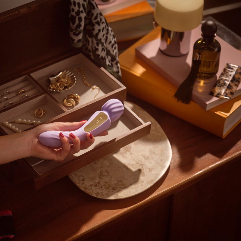 LELO - Switch - Dubbele Wandvibrator (met App-bediening) - Zachtroze - Afbeelding 10